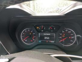 Chevrolet Camaro dalimis. 2000 cm3 205kw yra