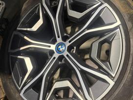 BMW iX Bmw ix ratai r22 4 vnt su defektais