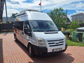 Ford Transit, turistiniai automobiliai