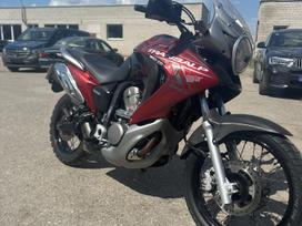 Honda XL (Transalp) 700cc, enduro / adventure