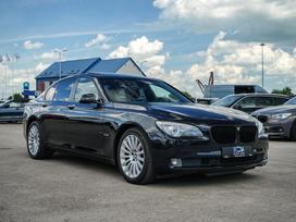 BMW 740, 3.0 l., saloon / sedan