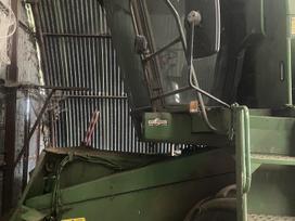 John Deere 1075, combine harvesters
