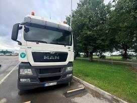 MAN TGX, single sleeper