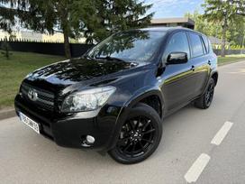 Toyota RAV4, 2.2 l., off-road / crossover