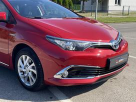 Toyota Auris, 1.8 l., Хэтчбек