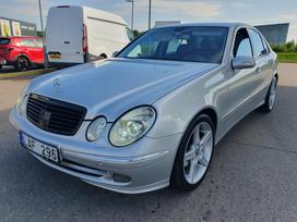 Mercedes-Benz E270, 2.7 l., Седан