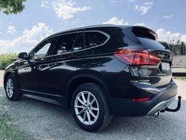 BMW X1, 2.0 l., off-road / crossover