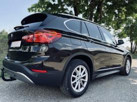 BMW X1, 2.0 l., Внедорожник / Кроссовер