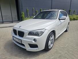 BMW X1, 2.0 l., Внедорожник / Кроссовер