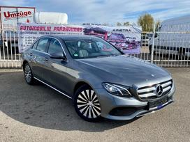 Mercedes-Benz E200, 2.0 l., Седан