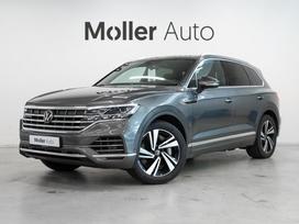 Volkswagen Touareg, 3.0 l., Внедорожник / Кроссовер