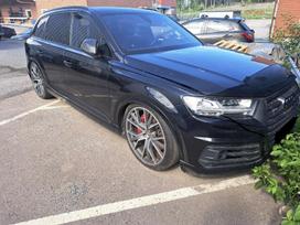 Audi SQ7, 4.0 l., Внедорожник / Кроссовер
