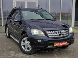 Mercedes-Benz ML280, 3.0 l., off-road / crossover
