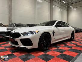 BMW M8, 4.4 l., sedanas