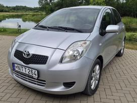 Toyota Yaris, 1.0 l., hečbekas