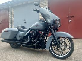Harley-Davidson Street Glide FLHX 1700cc, touring / sport touring / kelioniniai