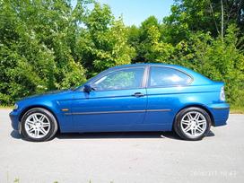 BMW 320, 2.0 l., hatchback