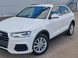 Audi Q3, 2.0 l., off-road / crossover