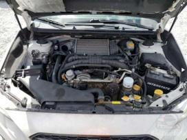 Subaru Impreza Wrx dalimis. Automobilis jau