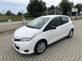 Toyota Yaris, 1.0 l., Хэтчбек