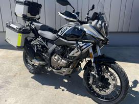 QJMOTOR SRT 600SX 554cc, kruīza / touring