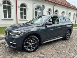 BMW X1, 2.0 l., off-road / crossover