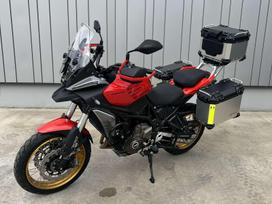 QJMOTOR SRT800S 698cc, touring / sport touring / kelioniniai