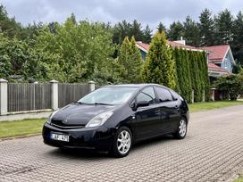 Toyota Prius, 1.5 l., hatchback