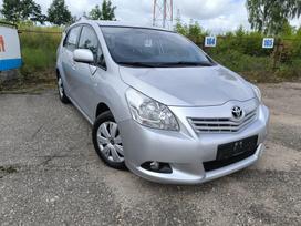Toyota Corolla Verso, 2.0 l., Минивэн