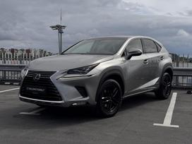 Lexus NX 300h, 2.5 l., off-road / crossover