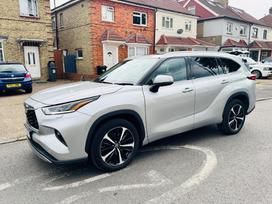 Toyota Highlander dalimis. Toyota highlander