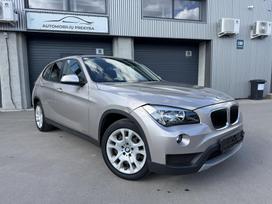 BMW X1, 2.0 l., off-road / crossover