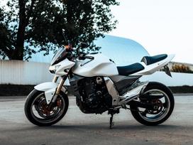 Kawasaki Z 1000cc, street / klasikiniai