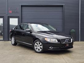 Volvo S80, 2.0 l., Седан