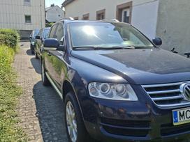 Volkswagen Touareg, 3.0 l., Внедорожник / Кроссовер