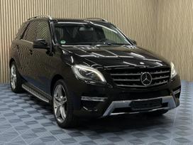 Mercedes-Benz ML350, 3.0 l., Внедорожник / Кроссовер