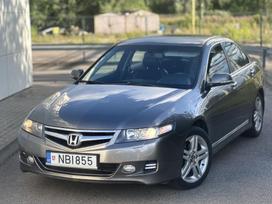 Honda Accord, 2.0 l., sedanas