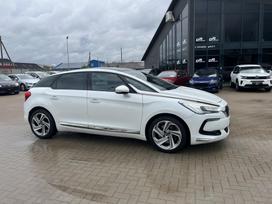 Citroen DS5, 2.0 l., hatchback