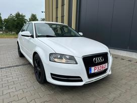 Audi A3, 1.6 l., hatchback