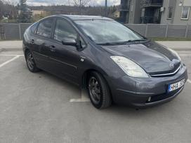 Toyota Prius, 1.5 l., sedanas