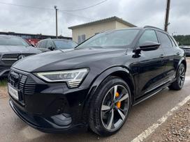 Audi e-tron S, visureigis / krosoveris