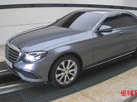Mercedes-Benz E220, 2.0 l., Седан