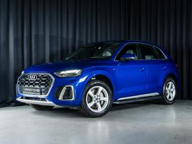 Audi Q5, 2.0 l., off-road / crossover