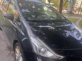 Toyota Prius+, 1.8 l., hečbekas