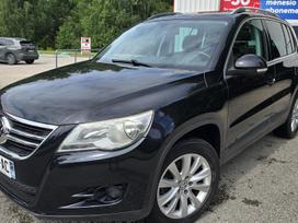 Volkswagen Tiguan, 2.0 l., off-road / crossover