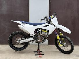 Husqvarna FC 250cc, krosiniai