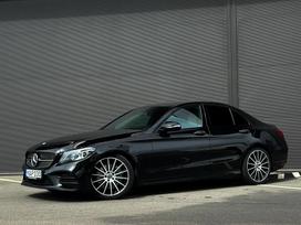 Mercedes-Benz C300, 2.0 l., Седан
