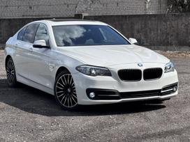 BMW 528, 2.0 l., Седан