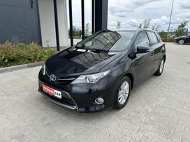 Toyota Auris, 1.8 l., hečbekas