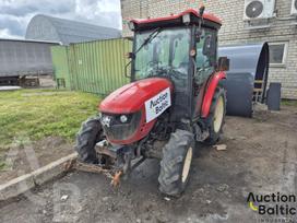 Branson 5820 CX, traktoriai